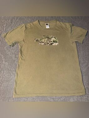 The North Face Water Camo Logo T-Shirt Short-Sleeve Olive Green Men’s Size-M